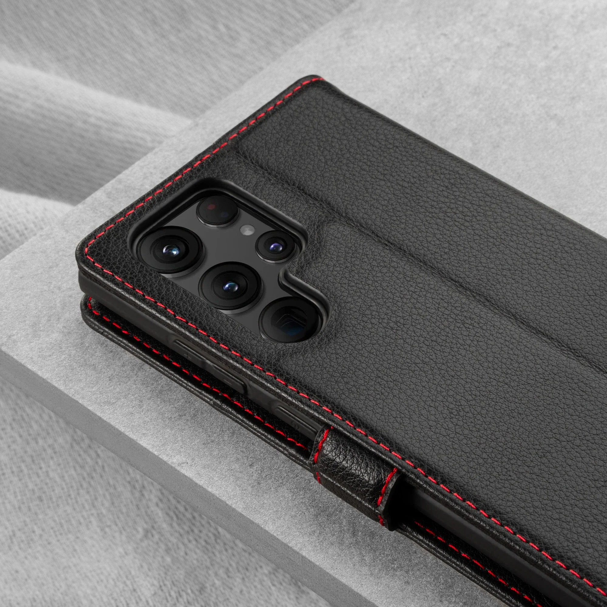 Galaxy S22 Ultra Lederhülle (mit Standfunktion) - Image 4