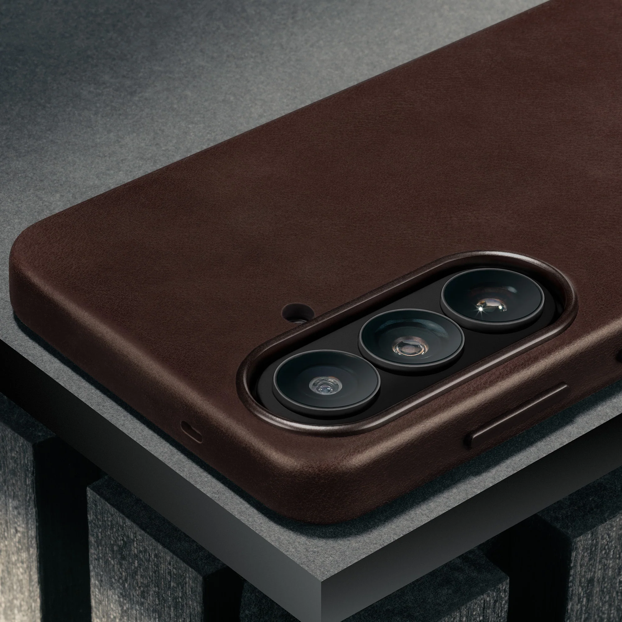 Galaxy S26+ Leder-Bumper-Hülle - Image 3