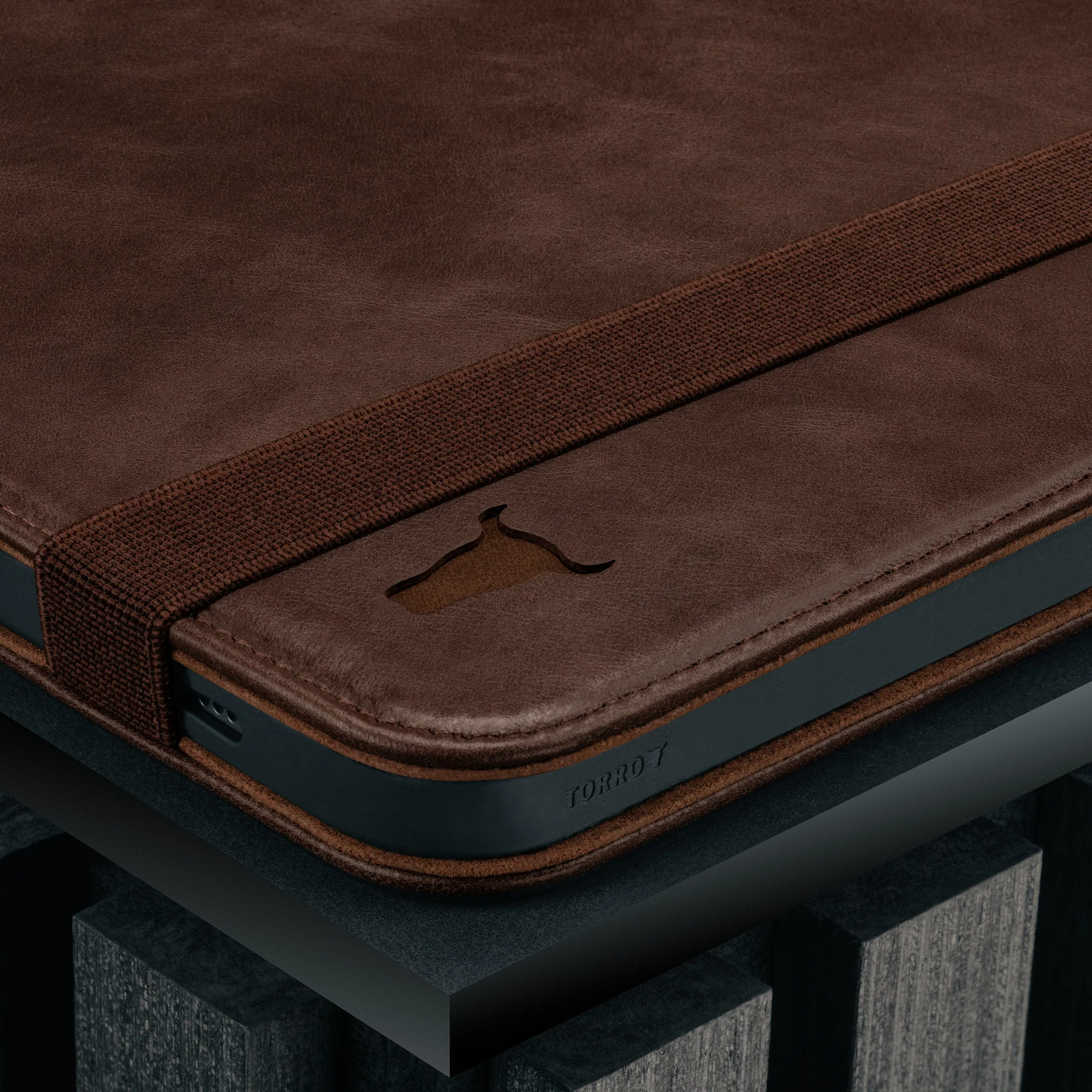iPad Lederhülle (11. A16 und 10. Gen) - Image 15