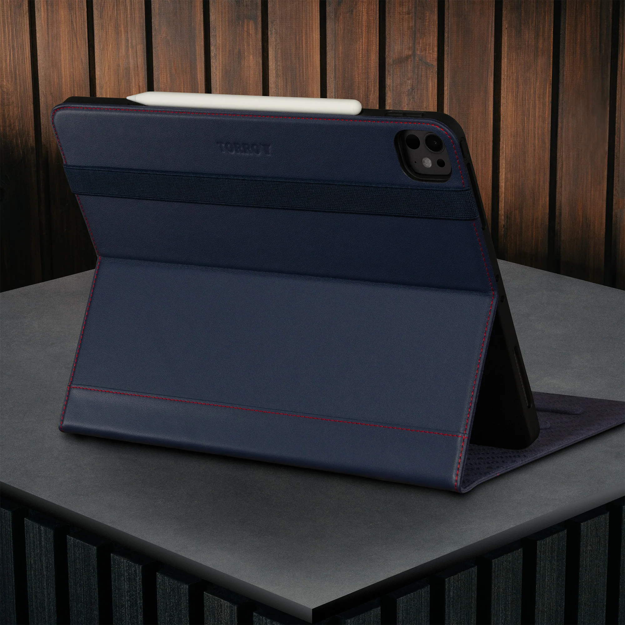 iPad Pro 13" Lederhülle (M5/M4) - Image 13