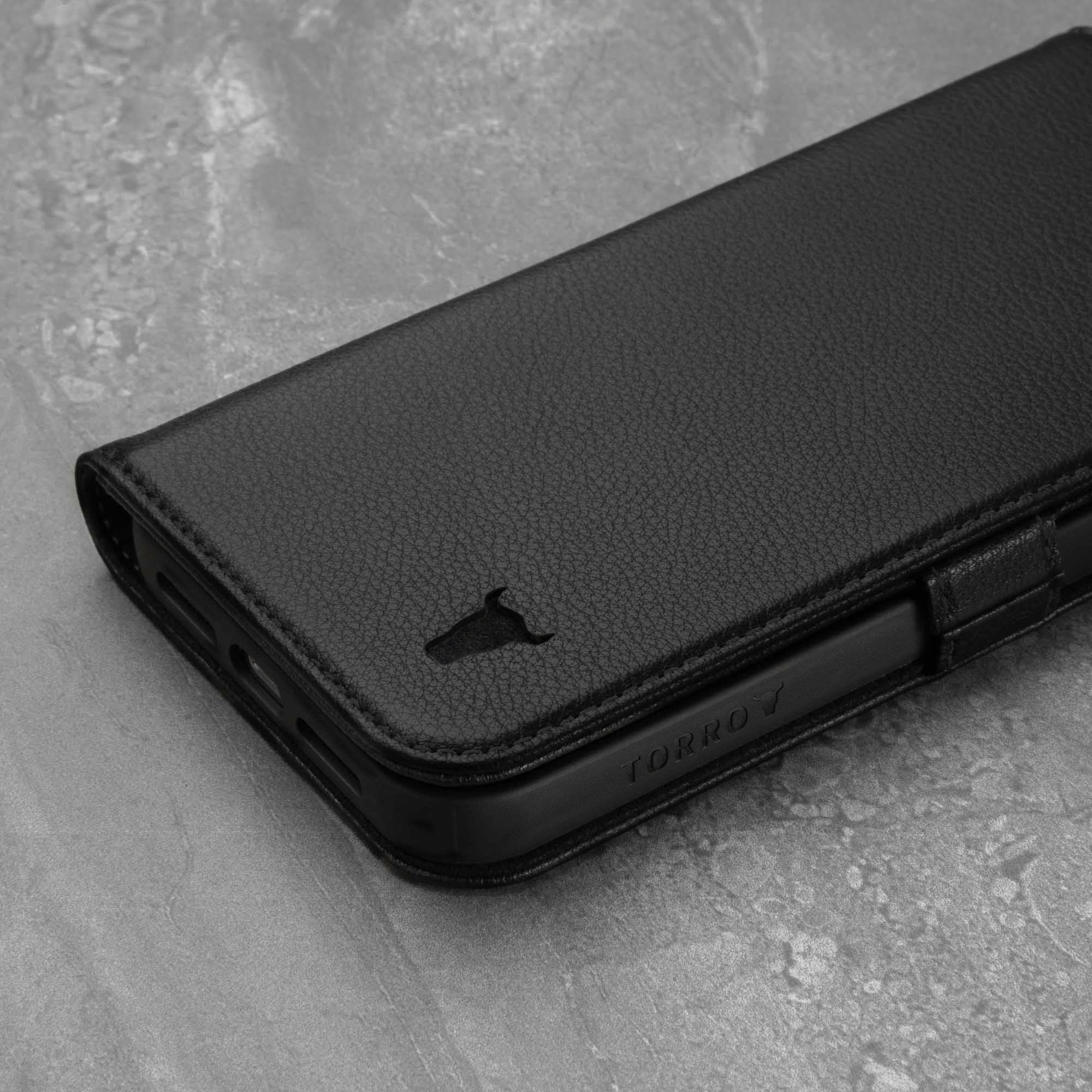 iPhone 13 Pro Max Lederhülle (mit Standfunktion) - Image 20