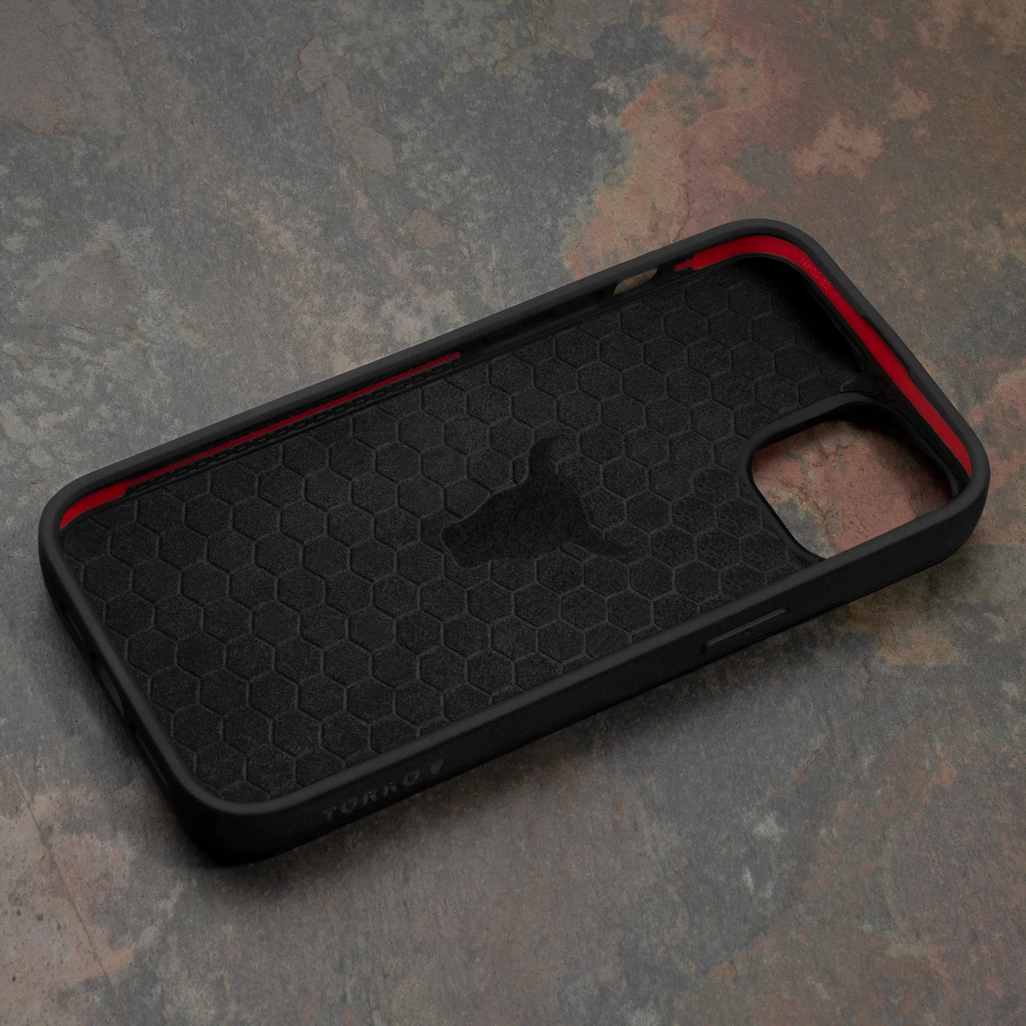 iPhone 15 Plus Leder Bumper Hülle (mit MagSafe-Aufladung) - Image 5
