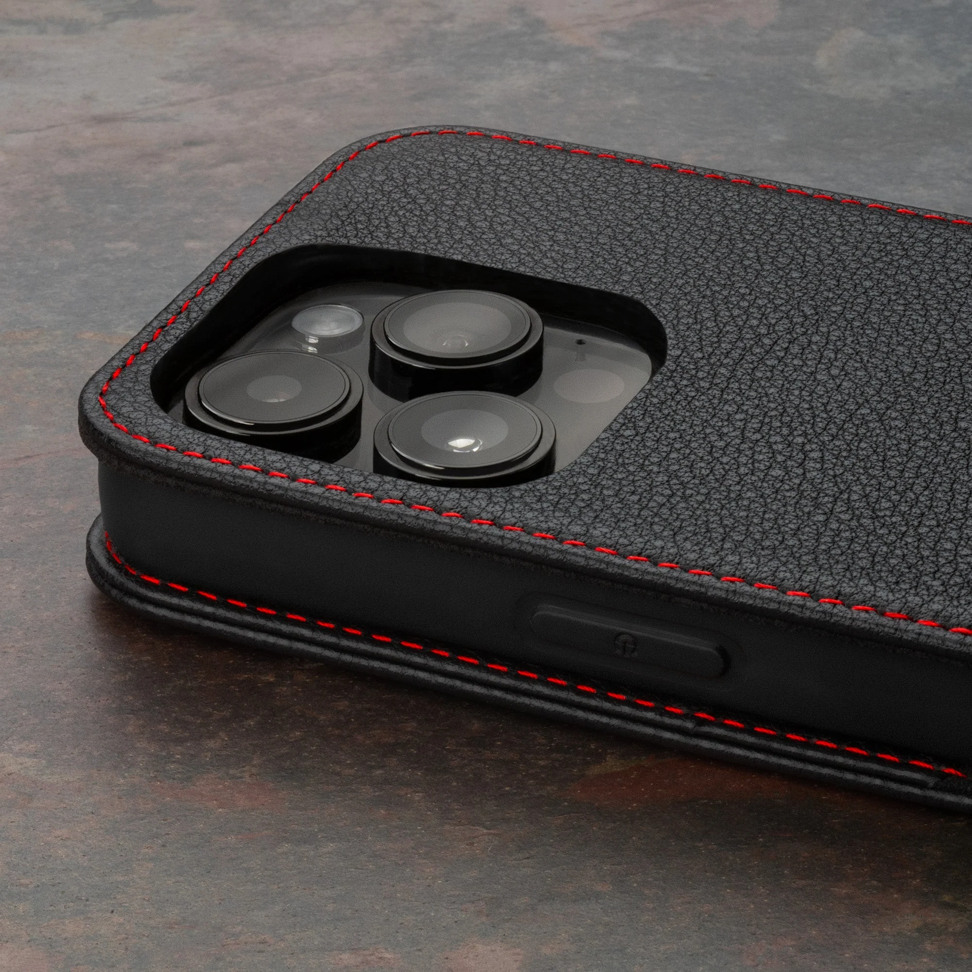 iPhone 15 Pro Leder Flip Hülle - Image 3