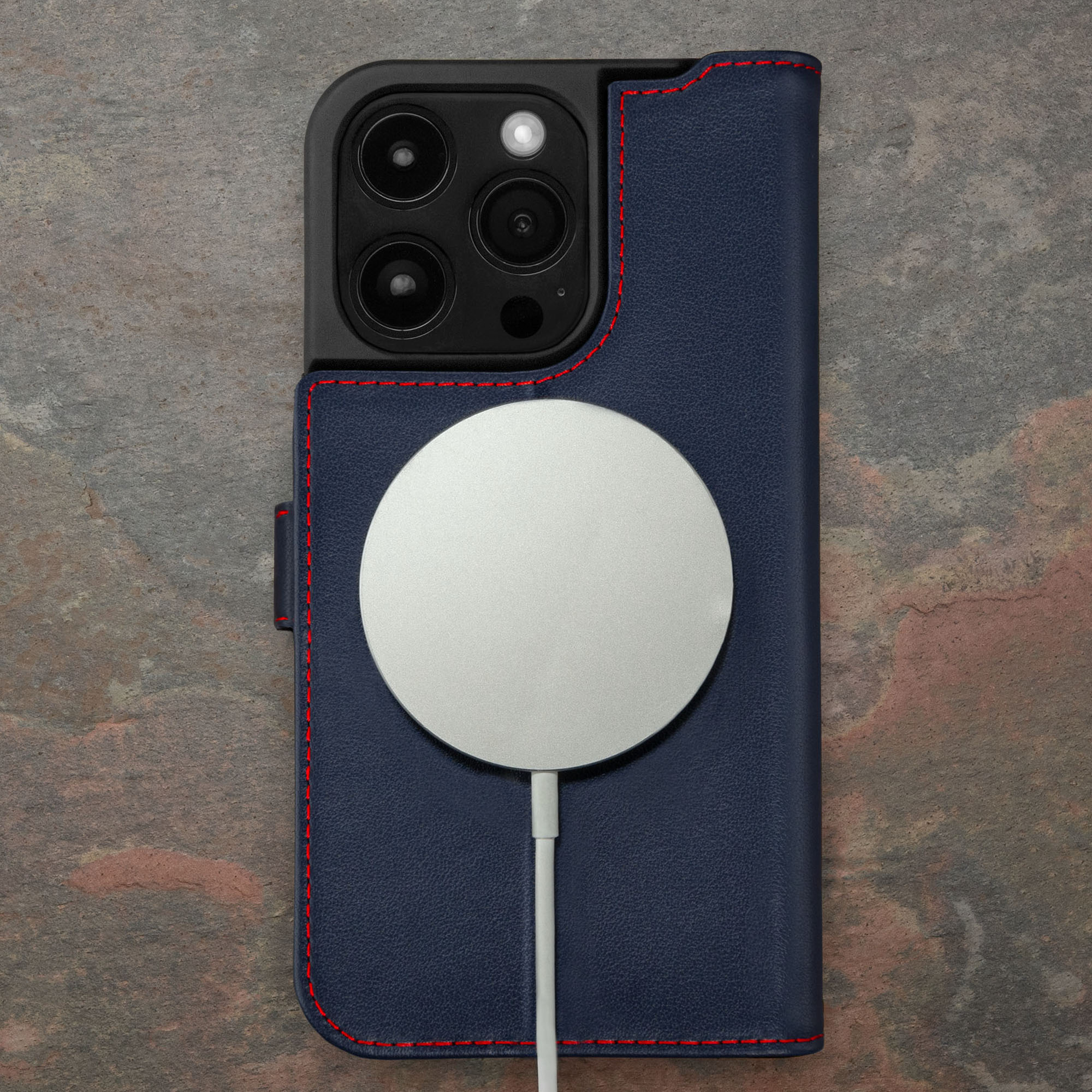 iPhone 15 Pro Max Lederhülle - Image 42