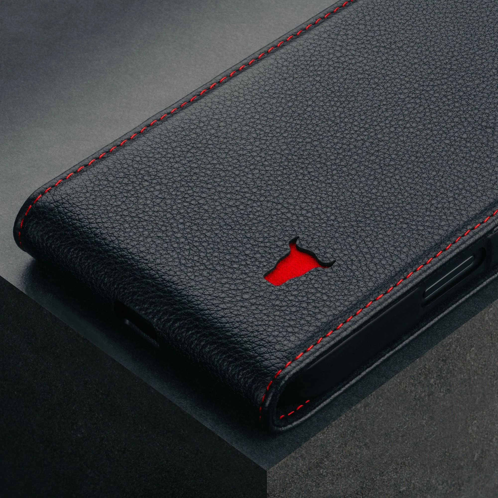 iPhone 16 Leder Flip Hülle (MagSafe Laden) - Image 6
