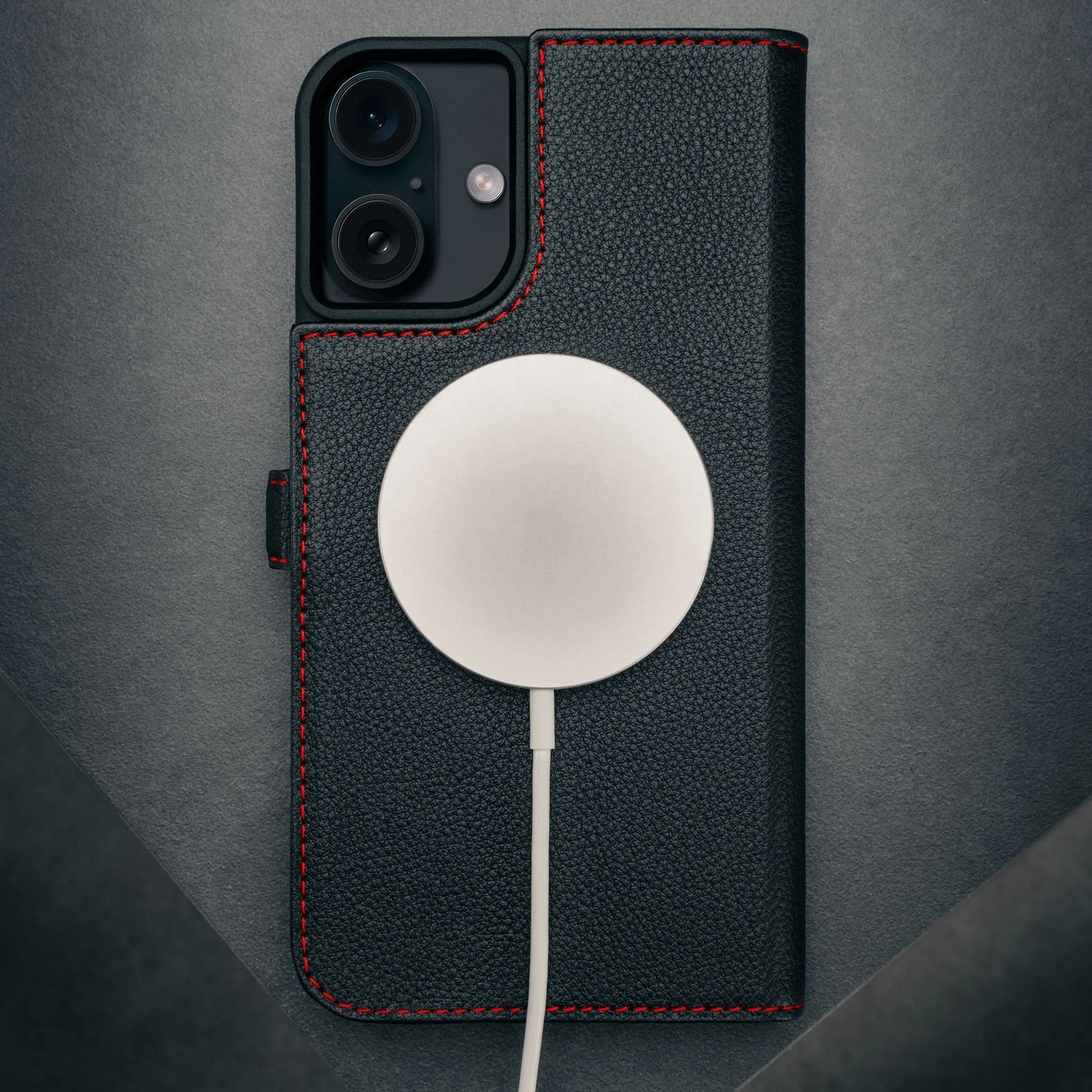 iPhone 16 Plus Lederhülle (mit Standfunktion und MagSafe Laden) - Image 7
