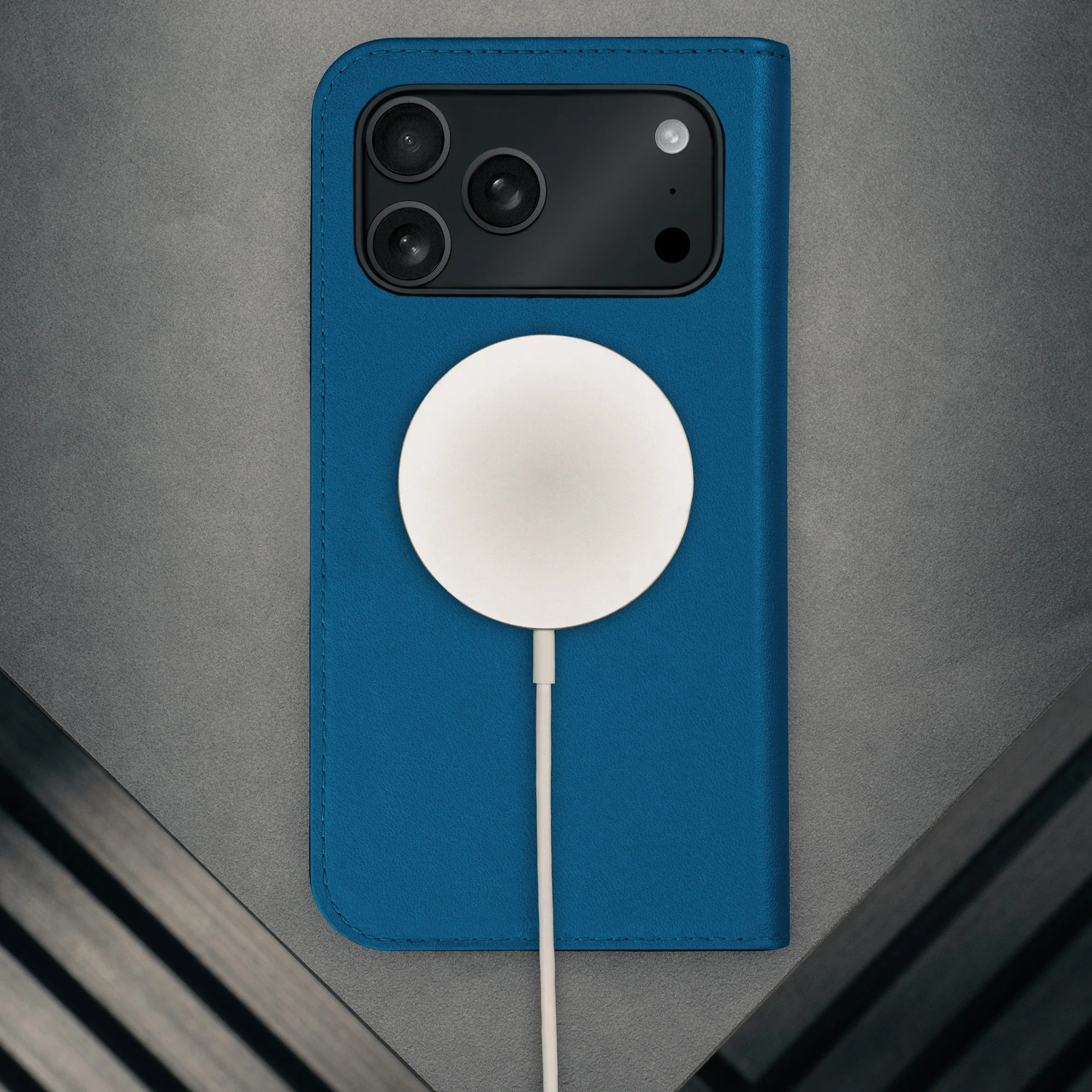 iPhone 17 Pro Max Lederhülle (MagSafe-Laden) - Image 50