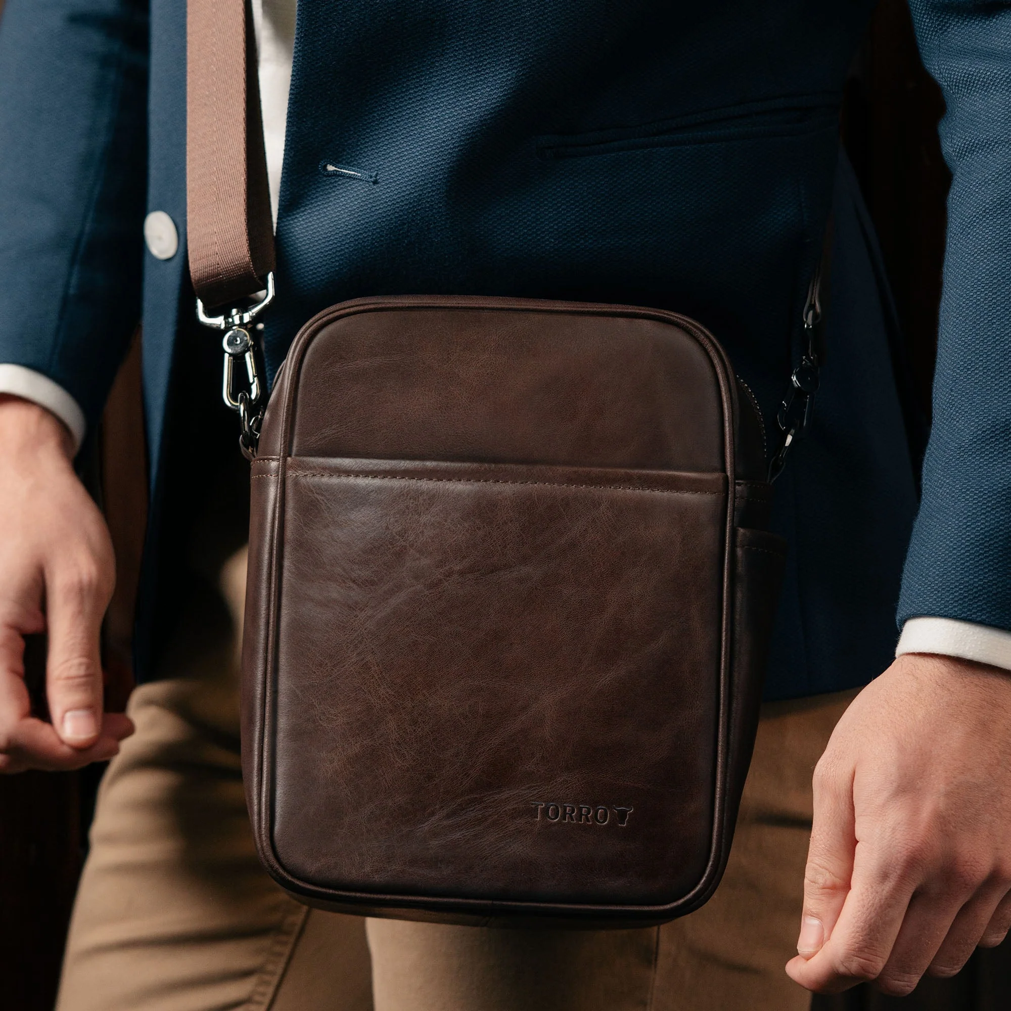 Leder Crossbody Umhängetasche - Image 12